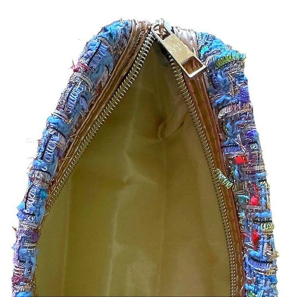NWOT Tweed Clutch Wristlet Travel Accessories‎ Zip Closure - Picture 2 of 5